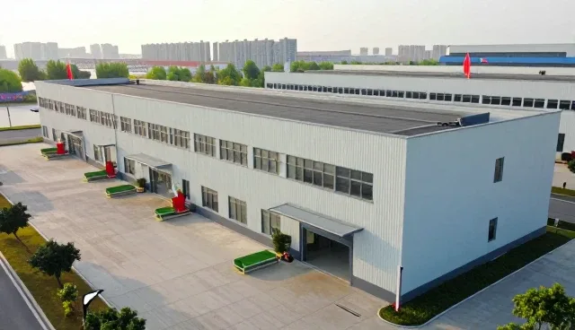 企业查询效率：本地市场与云端数据的对比权衡